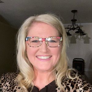 Meet your Posher, Carole